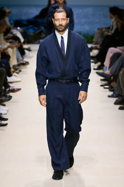 Look 111